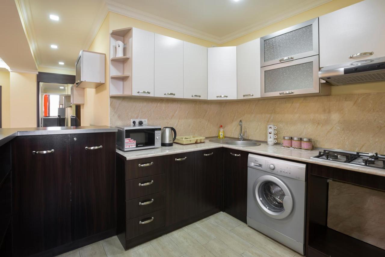 Umba Apartment N5 - Balcony And Mount Ararat View Yerevan Bagian luar foto