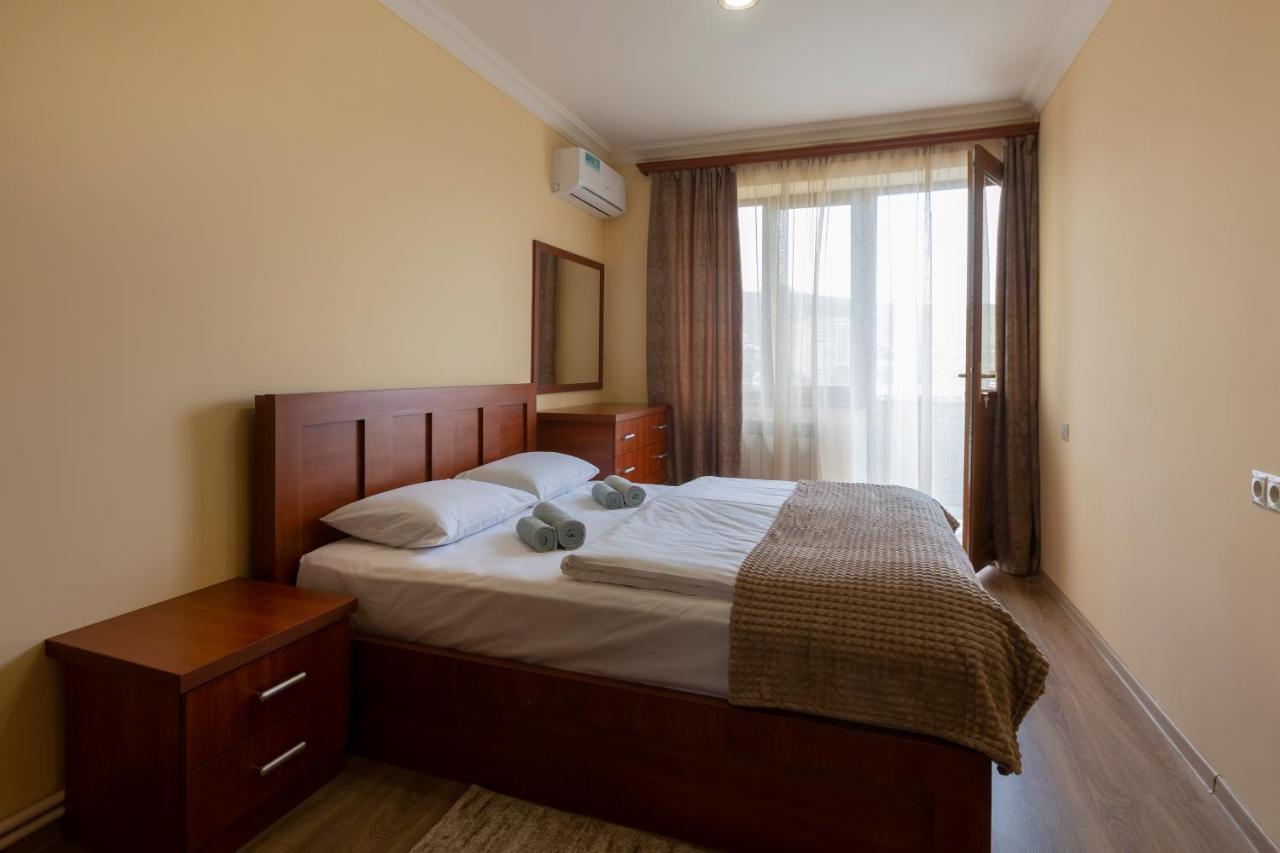 Umba Apartment N5 - Balcony And Mount Ararat View Yerevan Bagian luar foto